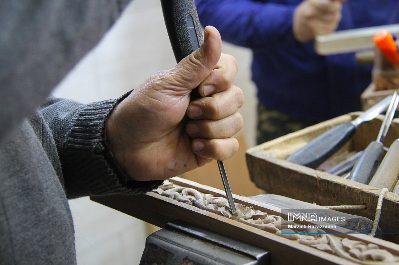 منبّتکاری؛ آواز جاودان چوب در دستهای روشن ایرانی