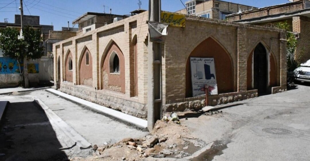 ضرورت اجرای طرح‌های خدماتی در منطقه مسجد آقابزرگ
