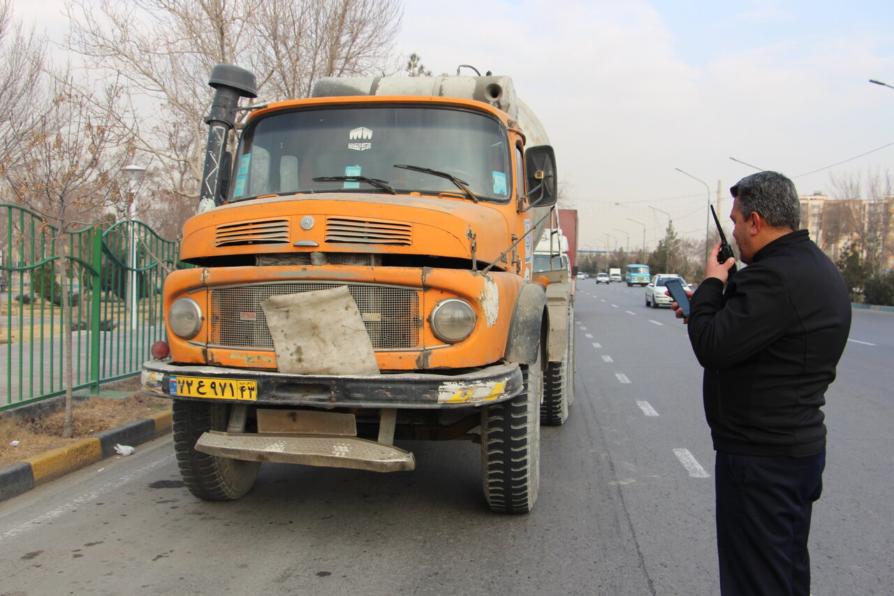 تدوین برنامه استراتژیک سازمان حملونقل بار اصفهان با افق ۵ ساله