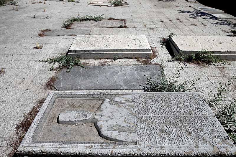 قبرستان نو قم بهسازی می‌شود/ احداث بوستان ۵ هکتاری در اطراف حرم