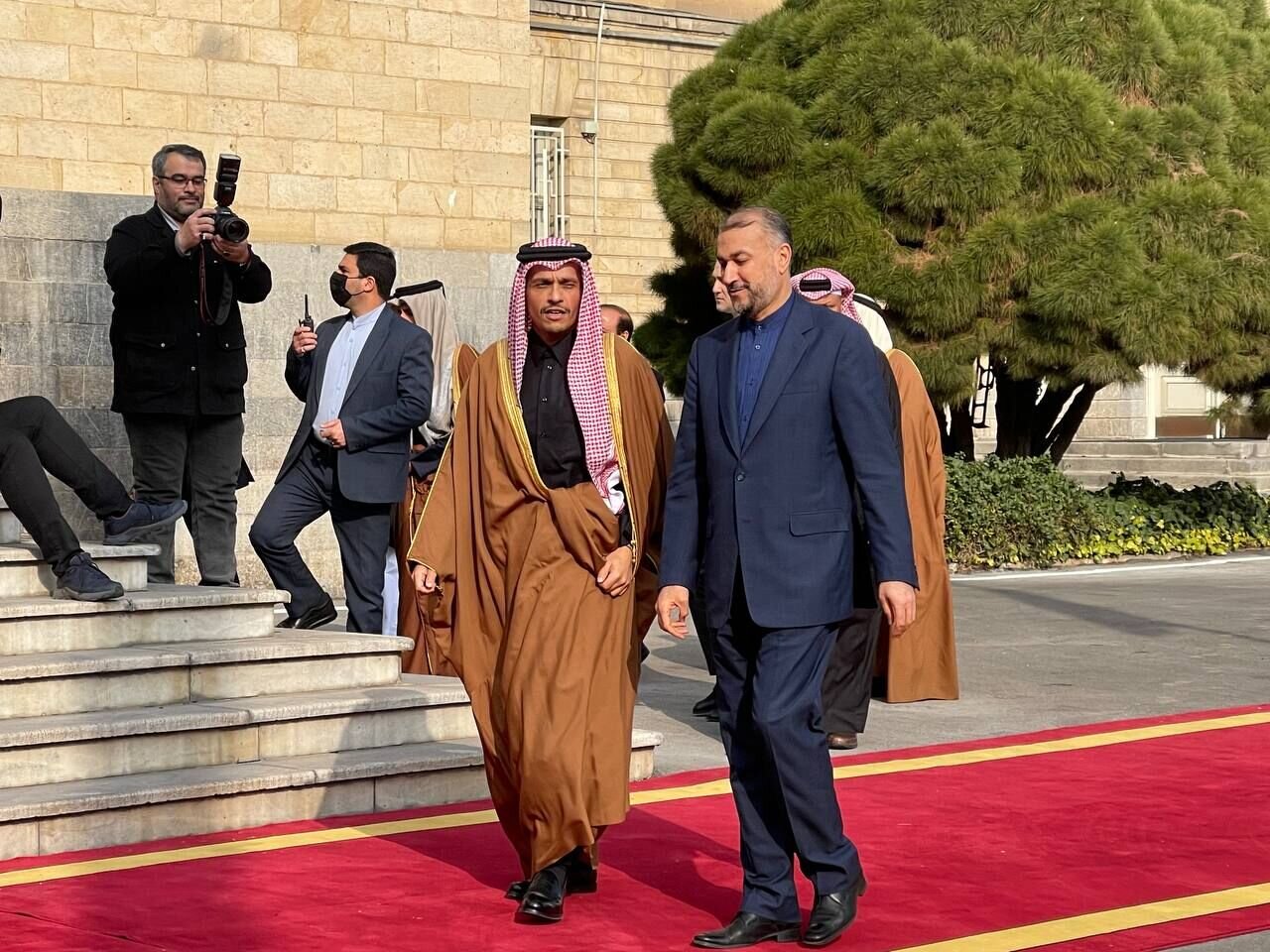 استقبال امیرعبداللهیان از وزیرخارجه قطر
