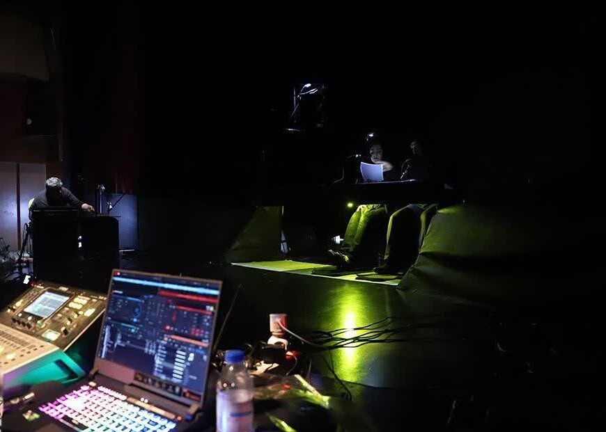 روایت پوچی فضای مجازی در نمایش رادیویی «اسپویلر»