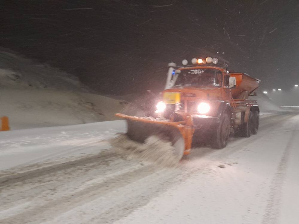 ۷۲ ساعت بیداری و تلاش بیوقفه راهداران برای بازگشایی راهها