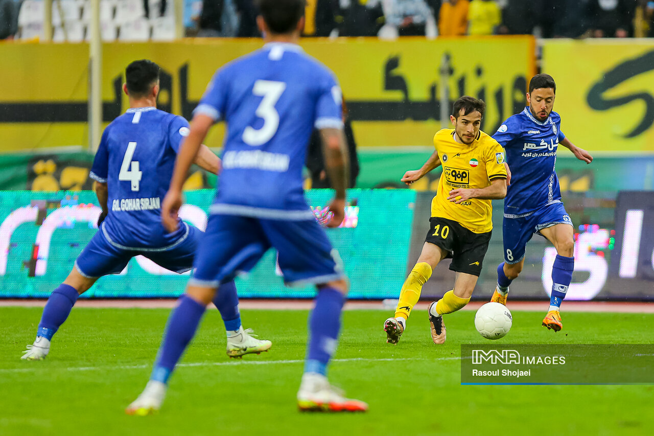 ژنرال در اندیشه فتح شهرآورد کرمان / تعیین وضعیت قرمز پوشان در آبادان