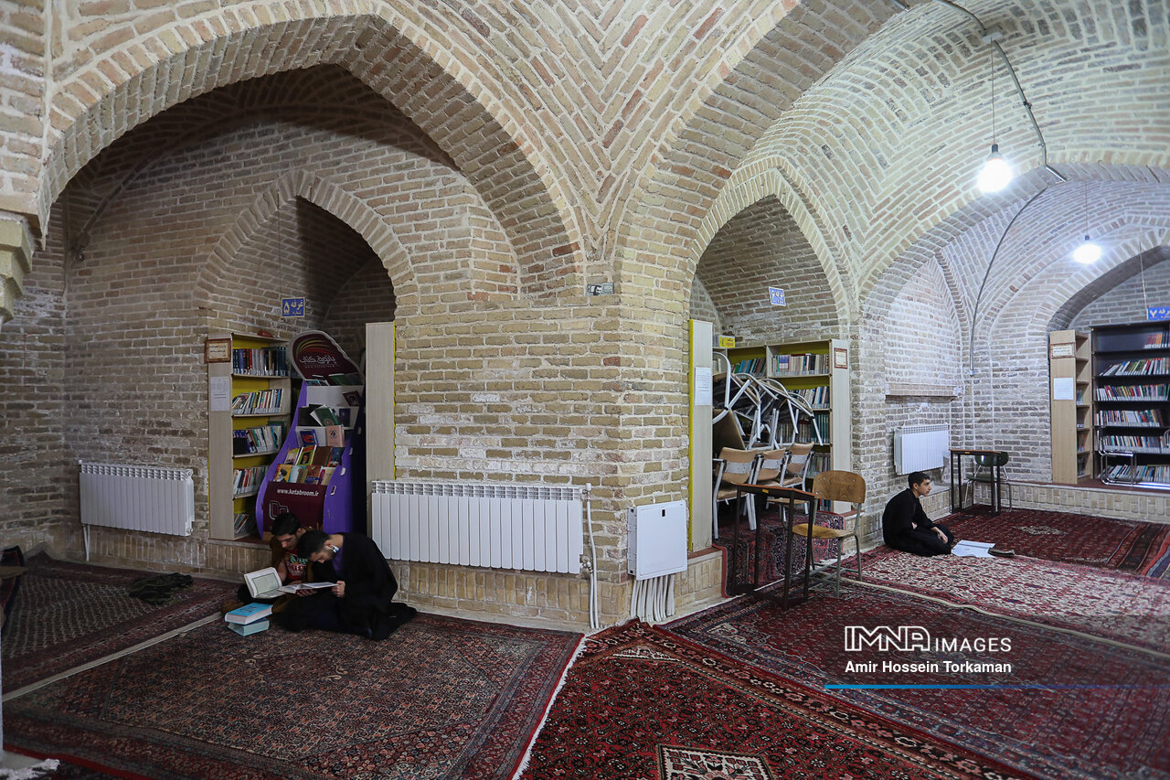 ۳۶۲ مسجد میزبان معتکفین در استان کرمان هستند