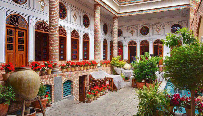 رستوران‌گردی در اصفهان و رامسر