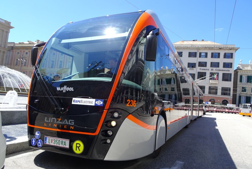 جنوای ایتالیا میزبان نسل جدید اتوبوس‌های الکتریکی