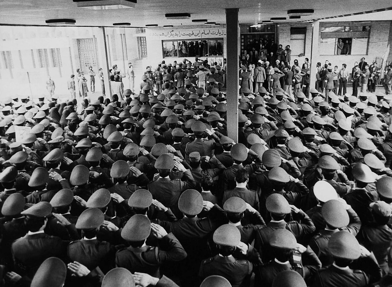 بیعتی به رنگ آسمان