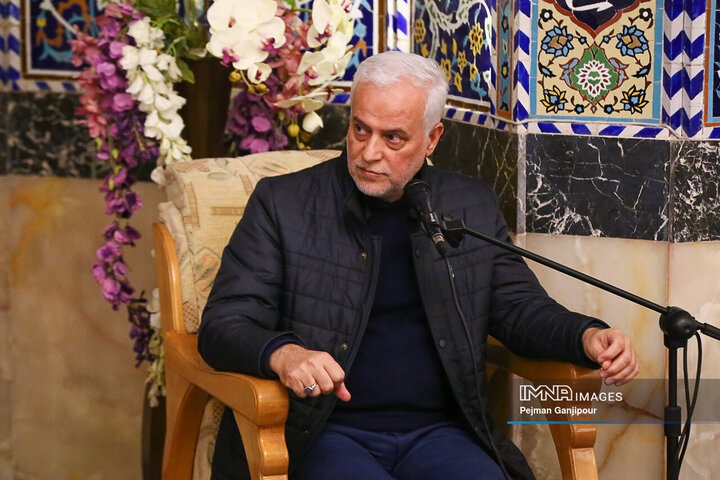 دیدار شهردار اصفهان با نمازگزاران مسجدالهادی(ع)