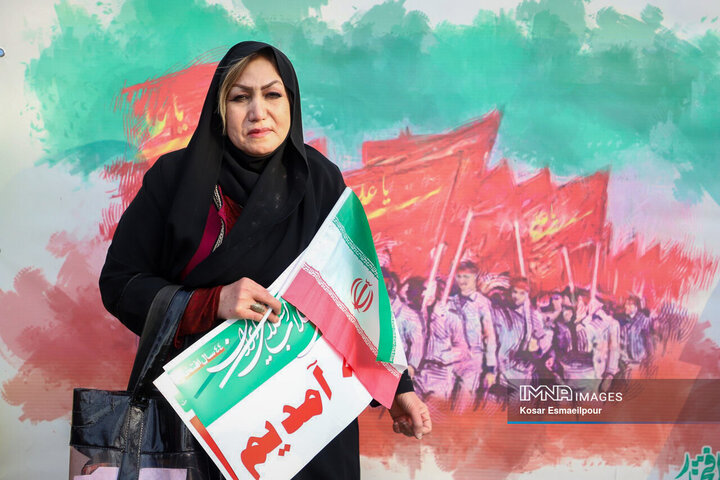 حضور گسترده مردم تبریز در راهپیمایی 22 بهمن