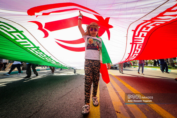 برگزاری جشن پیروزی انقلاب در ۱۴۰ نقطه از جهان