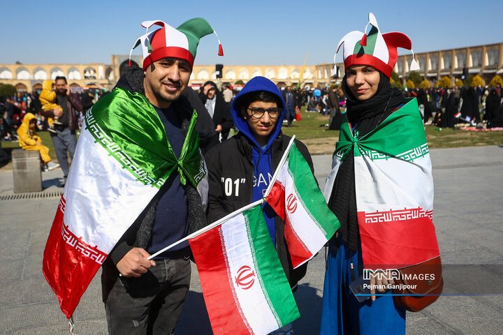 در حاشیه راهپیمایی 22 بهمن در اصفهان