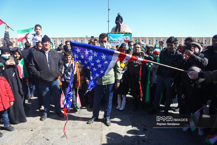 در حاشیه راهپیمایی 22 بهمن در اصفهان