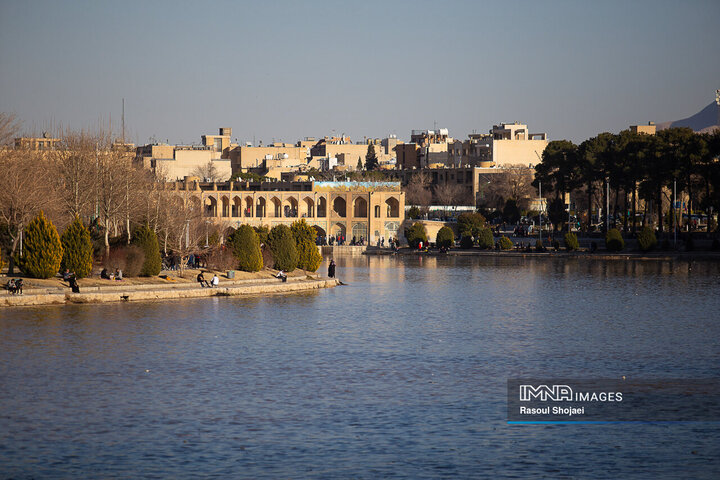Iconic river backed to Isfahan