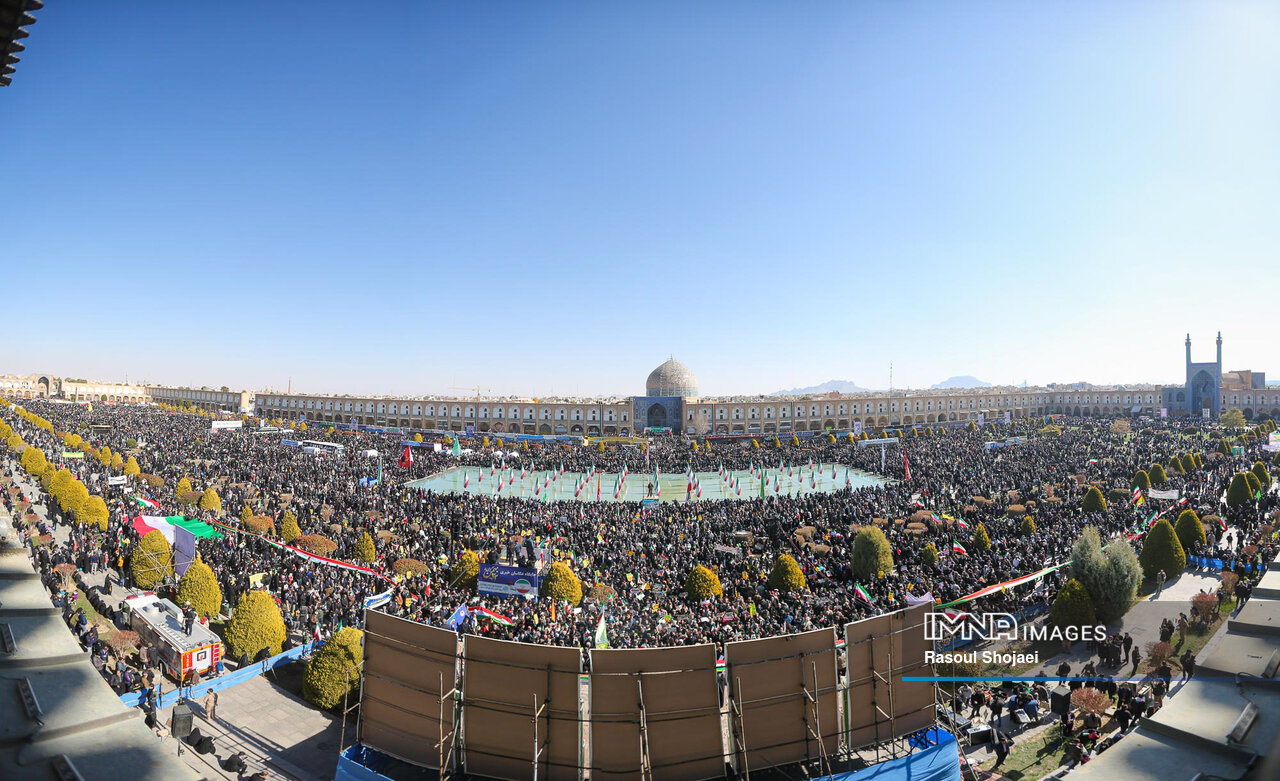 شهر زندگی آماده میزبانی از حماسه ۲۲ بهمن