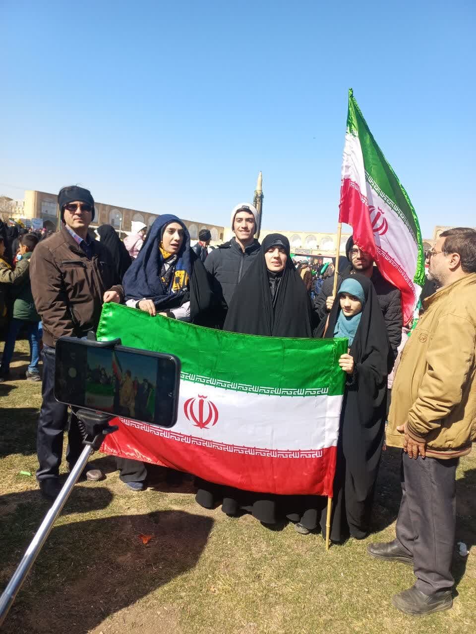 وقتی همه آمدند