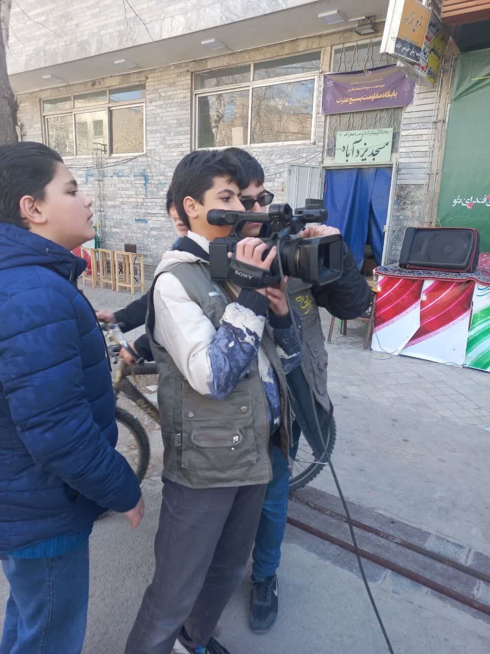 وقتی همه آمدند