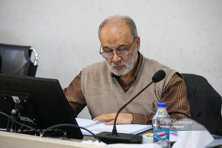 کمیسیون تلفیق بررسی لایحه بودجه 1402 شهرداری اصفهان