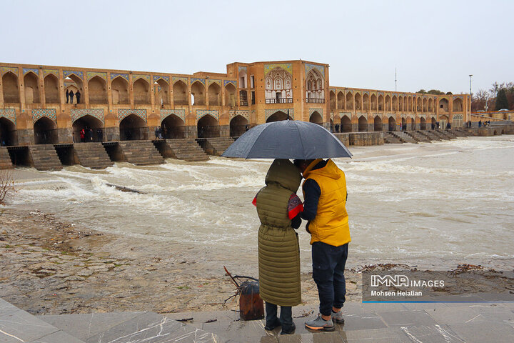 بارش باران در اصفهان