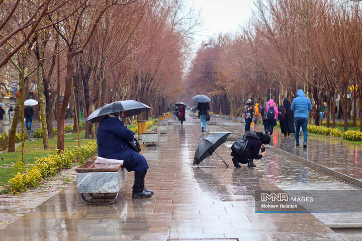 بارش اصفهان را فرا می‌گیرد / مراقب سیلاب‌های محلی باشید