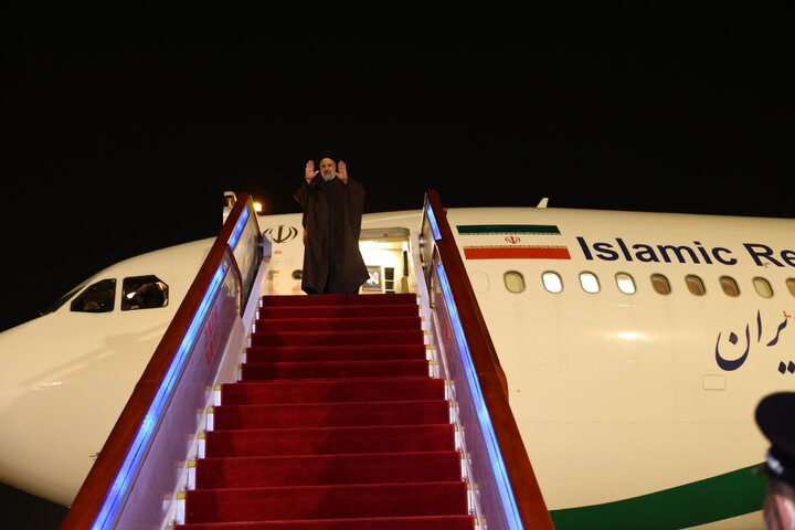رئیس‌جمهور پکن را به مقصد تهران ترک کرد