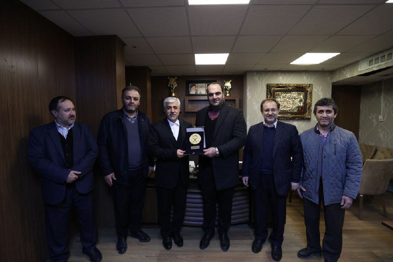 وزیر ورزشوجوانان شبانه به فدراسیون وزنهبرداری سر زد+عکس