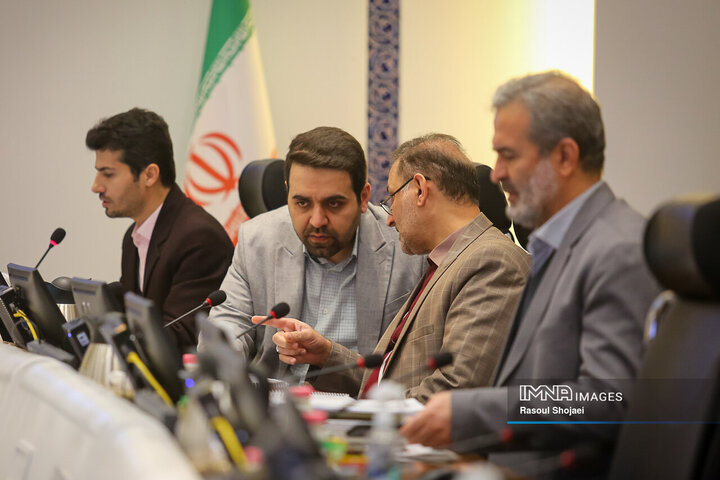 هفتادوششمین جلسه علنی شورای شهر اصفهان