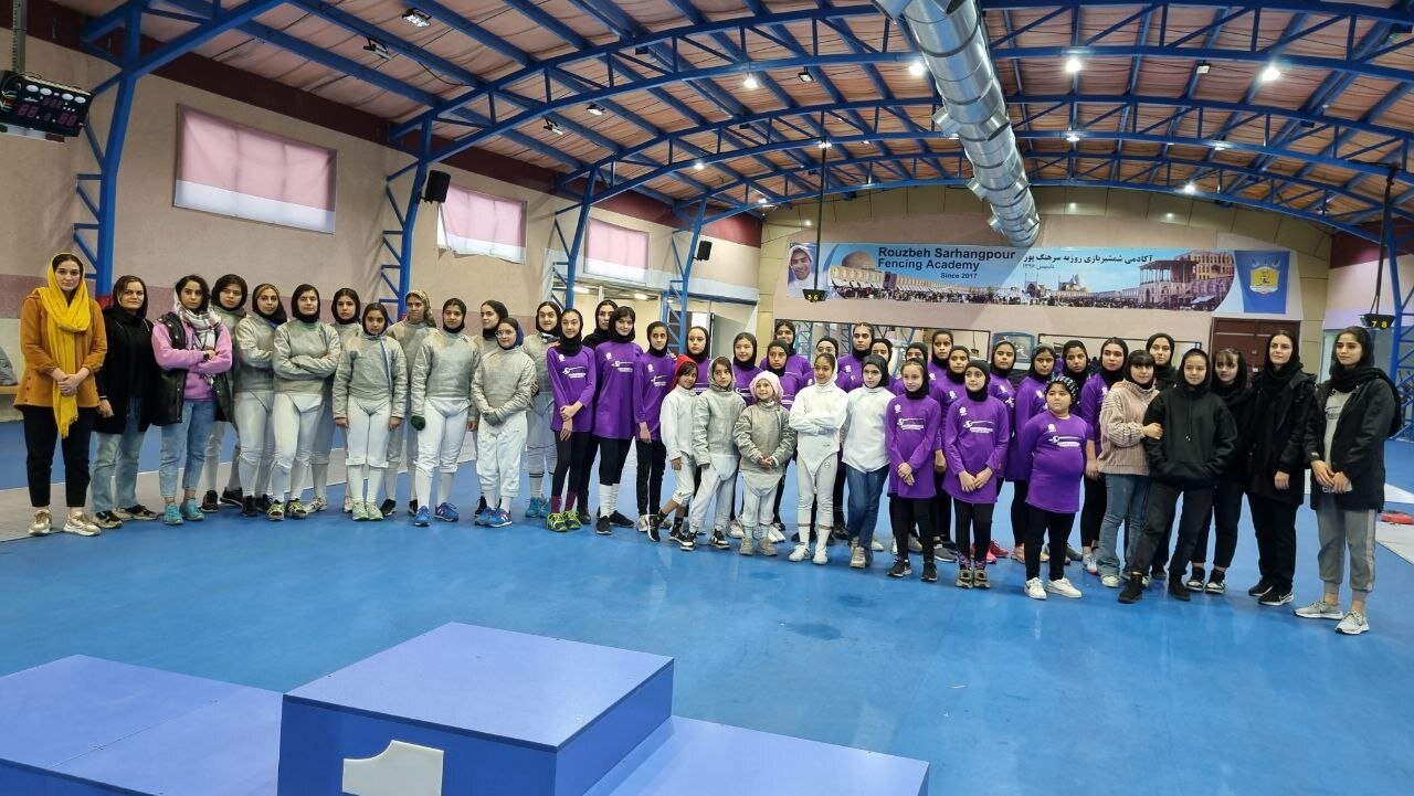 اعلام برترینهای مسابقات شمشیربازی جام دوستی بانوان+عکس