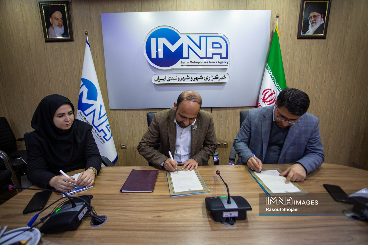 تفاهمنامه همکاری ایمنا و دبیرخانه جشنواره ملی«خندستان» امضا شد