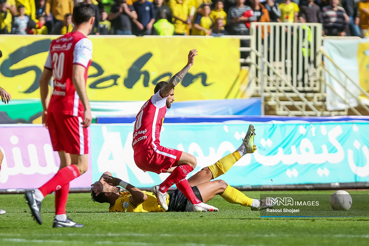 هوادار - پرسپولیس/ هر دو تیم به دنبال خلق اولینها