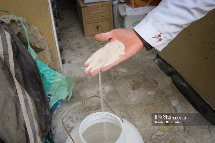 نقش بر بلور