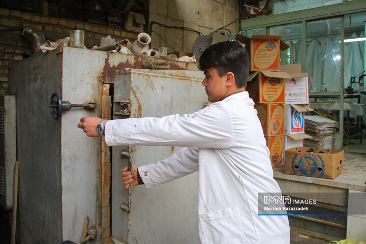 نقش بر بلور