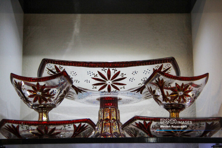 نقش بر بلور