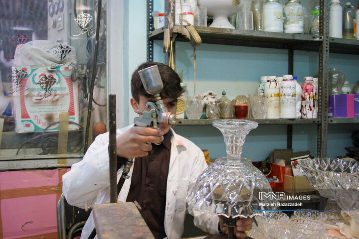 نقش بر بلور