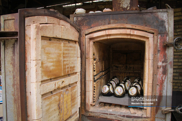 نقش بر بلور