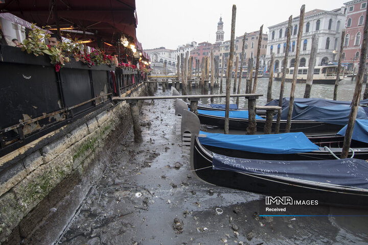 خشک شدن آبراه‌های شهر توریستی ونیز