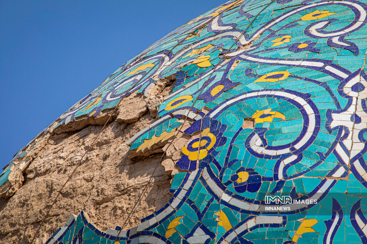 دایره المعارف کاشیکاری ایران در آستانه ویرانی