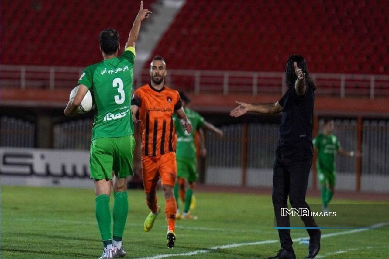 ذوبآهن _ مس کرمان / ۹۰ دقیقه سرنوشتساز در انتظار پائینجدولیها