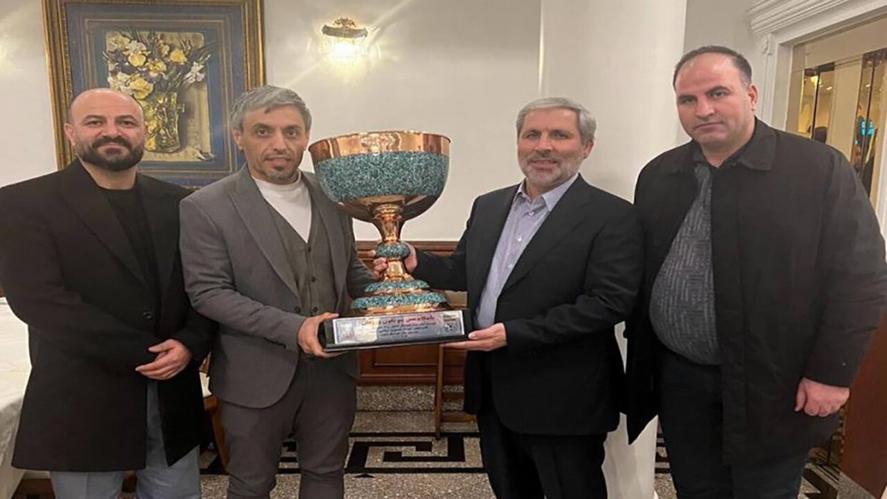 جام قهرمانی لیگ برتر فوتسال به کارخانه مس رفت +عکس