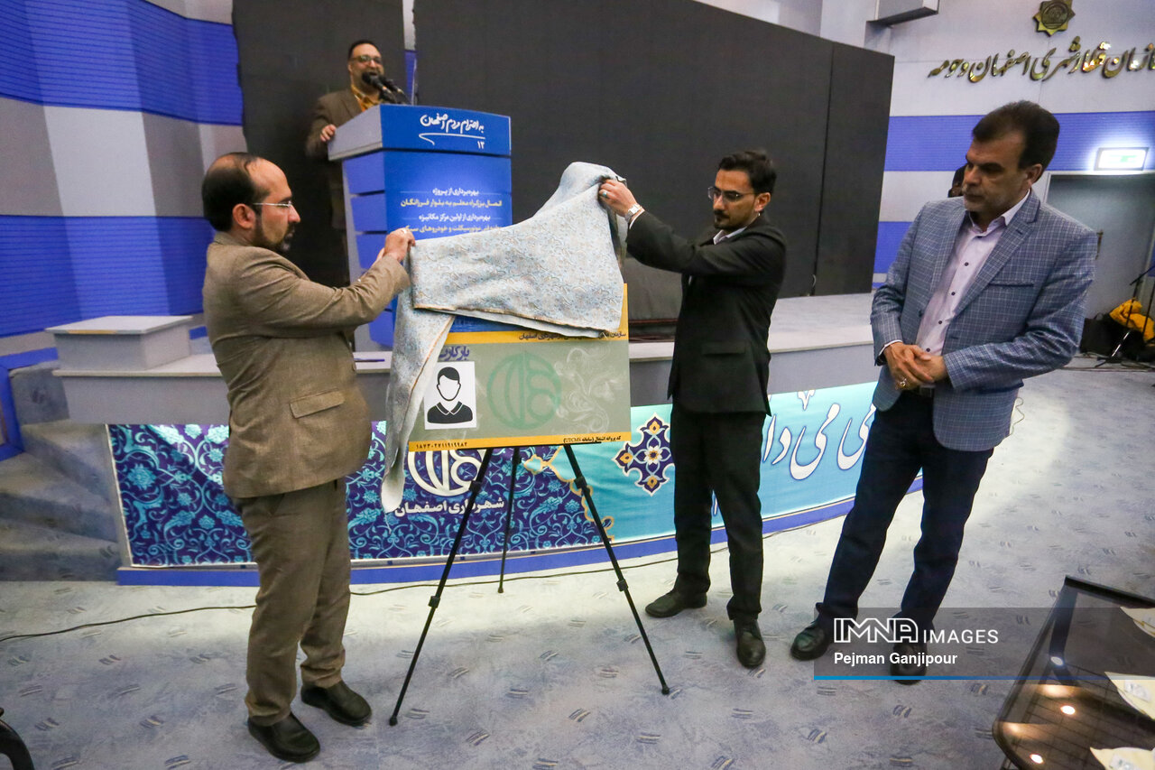 از متن تا حاشیه افتتاح پروژههای حملونقلی اصفهان