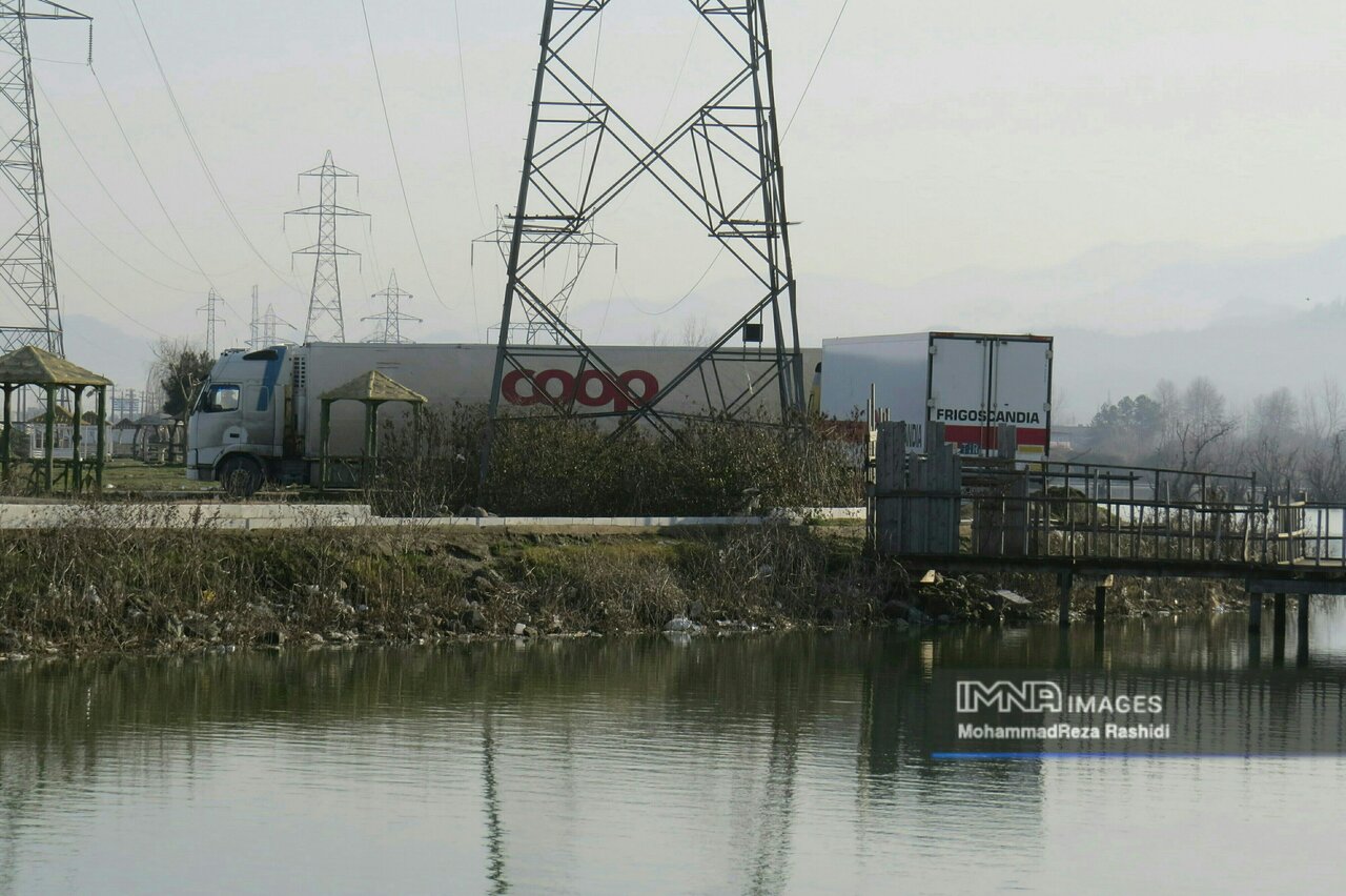 چرخ کامیونها بر شاهرگ استیل!