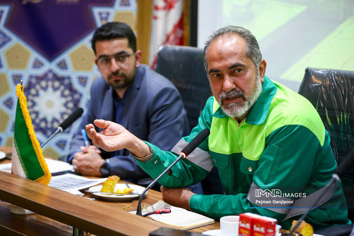 گپ‌و‌گفت صمیمانه مدیرعامل سازمان پارک‌ها و فضای سبز شهرداری اصفهان با اصحاب رسانه
