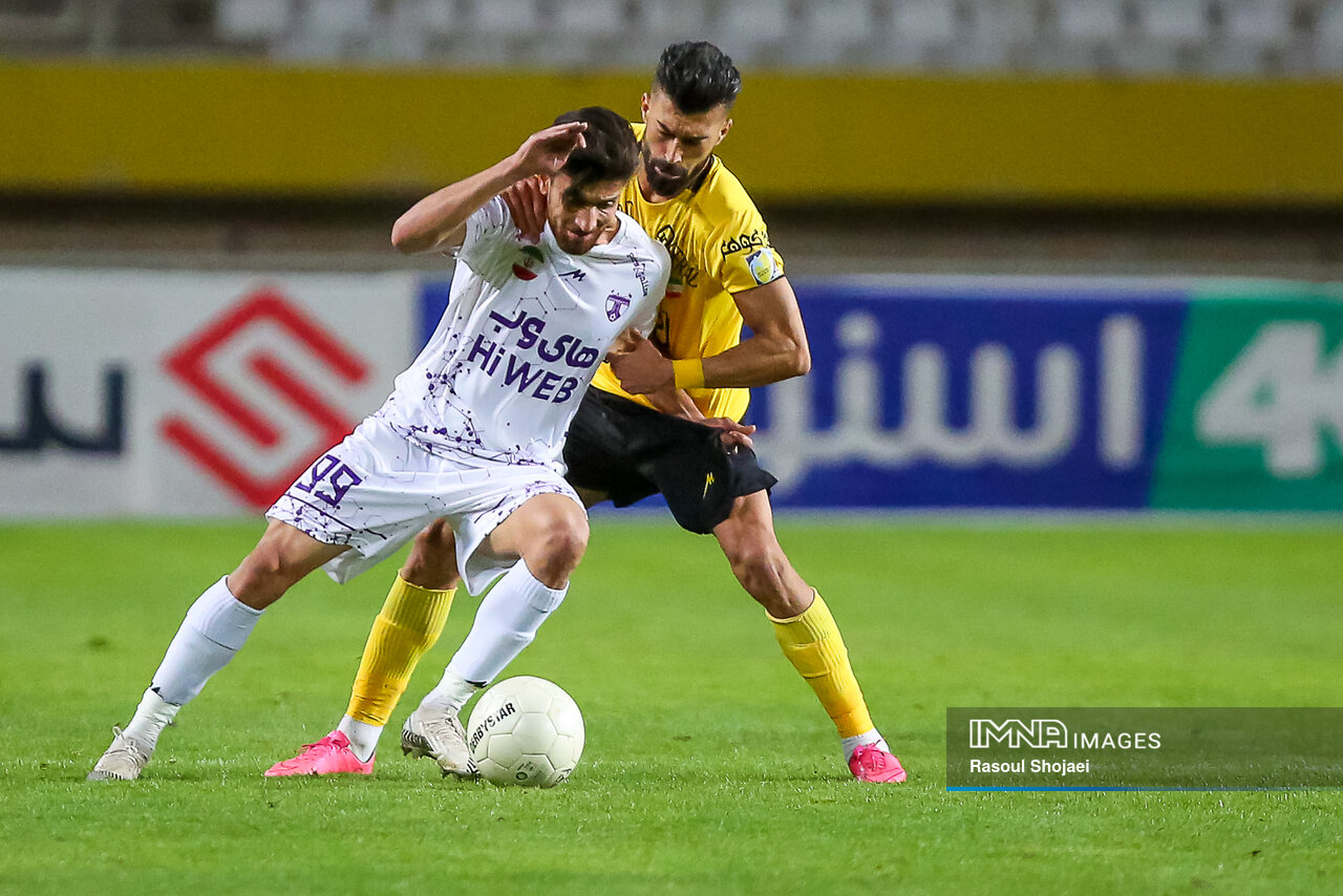 ماموریت دشوار پرسپولیس مقابل دفاع مس/اولین تجربه الهویی در شهید وطنی!