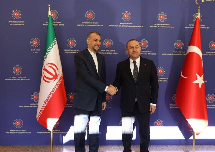 وزرای خارجه ایران و ترکیه دیدار و گفت‌وگو کردند