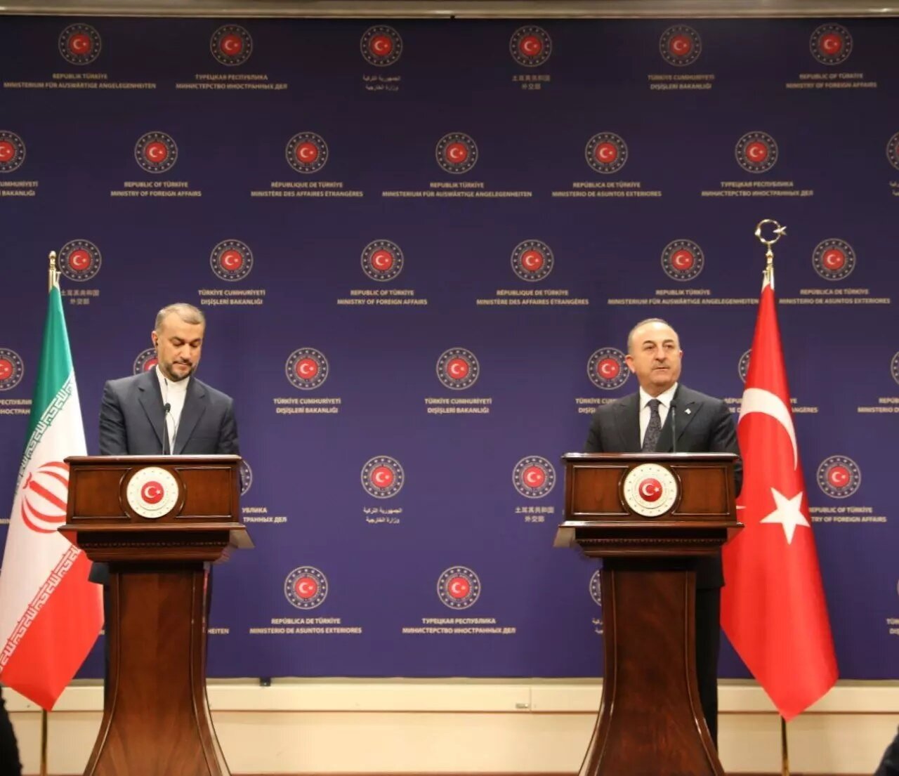 کنفرانس مطبوعاتی مشترک وزیر امور خارجه کشورمان و وزیر امور خارجه ترکیه