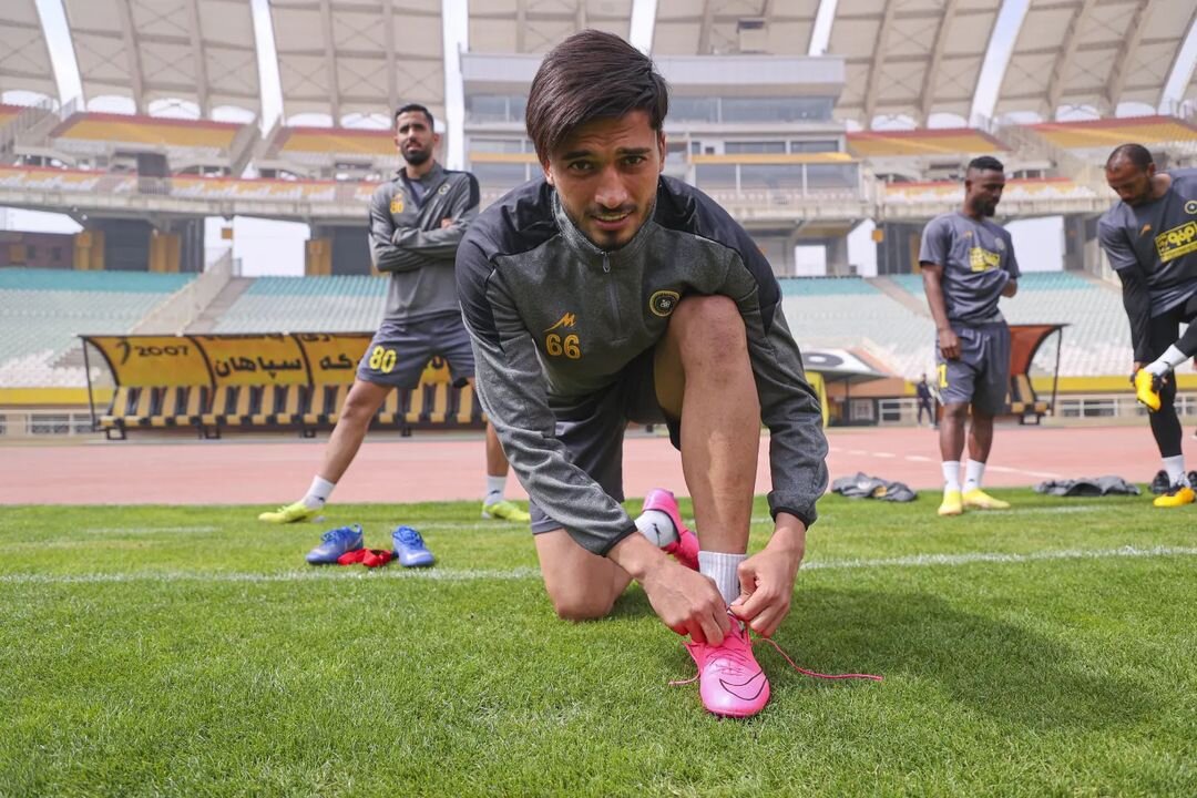 بند کفش ها را برای فتح تهران محکم ببندید!+عکس