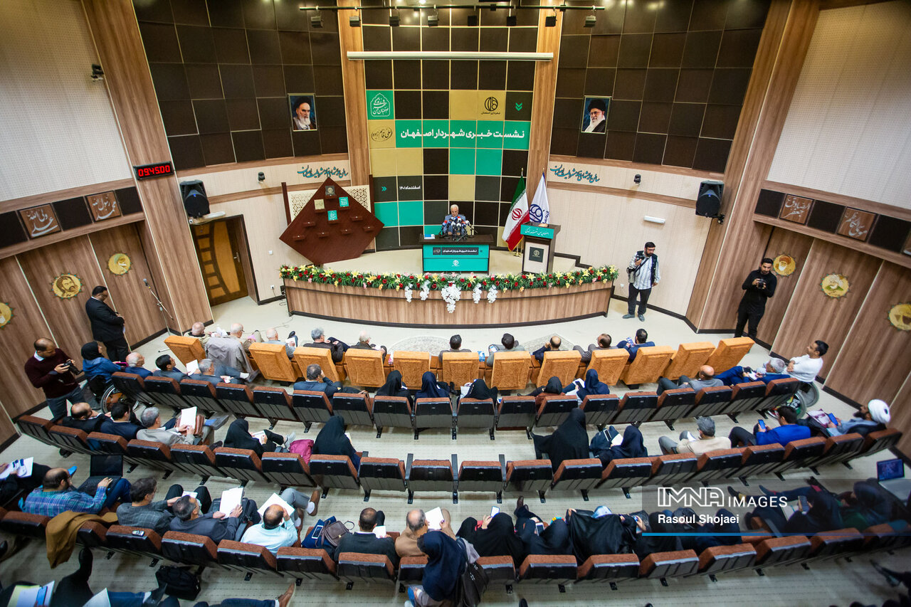 هتل ساختمان جهاننما ۲ ساله احداث میشود/ چهارباغ پیادهراه باقی خواهد ماند