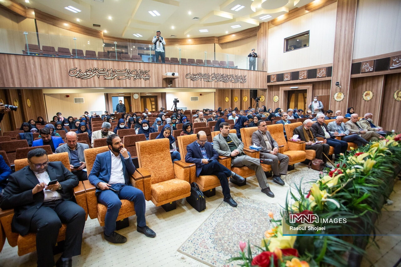 هتل ساختمان جهاننما ۲ ساله احداث میشود/ چهارباغ پیادهراه باقی خواهد ماند