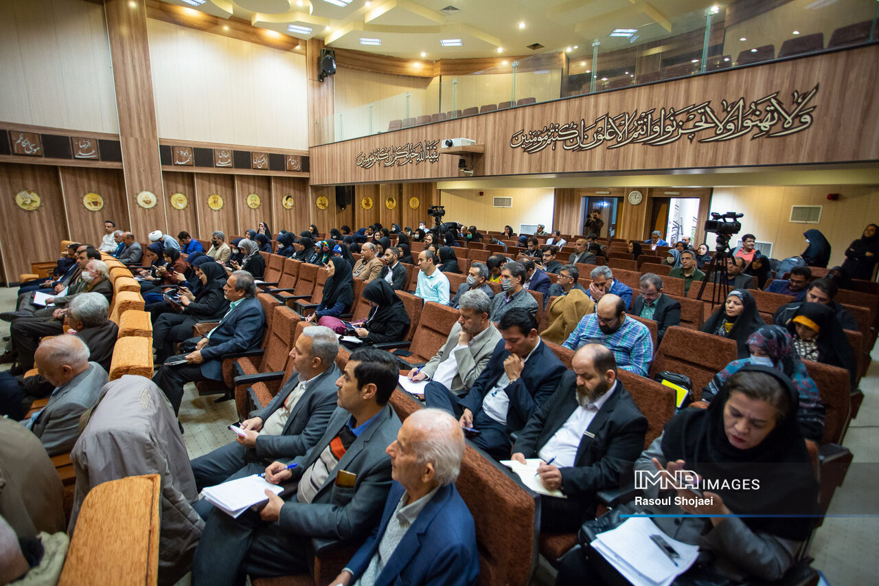 خبرنگاران از شهردار اصفهان چه پرسیدند؟