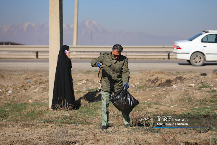 پاکسازی ورودی شهر همدان در آستانه نوروز